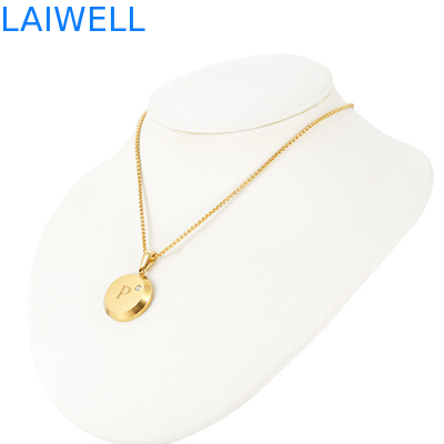 Modern Luxus Design Schmuck 18*18MM 18K Goldplattierte Edelstahlbriefhänger mit Zirkon