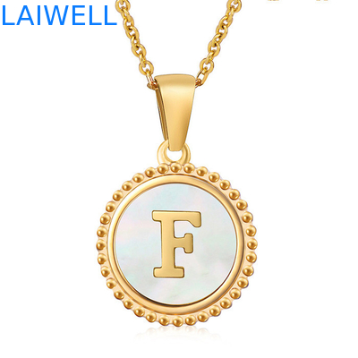 Einzigartiger Schmuck 16MM 18K Goldplattiert Edelstahl 3D Schalenbrief Halskette Frauenbrief Anhänger