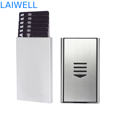 Tragbare 60*15*100MM Silber-Anodisierte Aluminium-Kartenbörse mit anpassbarer Lasergravierung