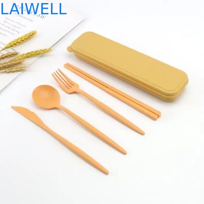 Leichtgewichtige Öko-Tischwaren Zubehör Lebensmittel-Grad Weizen Strohfaser 4-PC Flatware Set für hohe Temperaturen