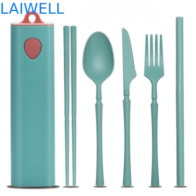 Grüne nachhaltige Weizenstrohfaser 5-PC-Auszieh-Schneiderei Set wiederverwendbares Öko-Tischgeschirr Zubehör Elegantes Design für mehrfache Verwendung