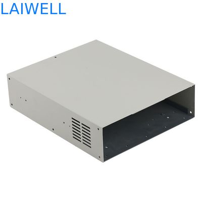 Kundenspezifische warmgewalzte Blechbearbeitung Chassis-Schale mit einer Toleranz von ±0,1 mm. Ergebnisse garantiert.