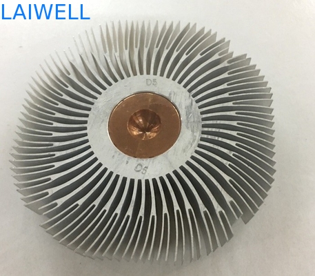 Custom CNC Metallstempel Aluminium Wärmeverteilungsradiator für Computerkühlgerät Direktversorgung in DongGuan