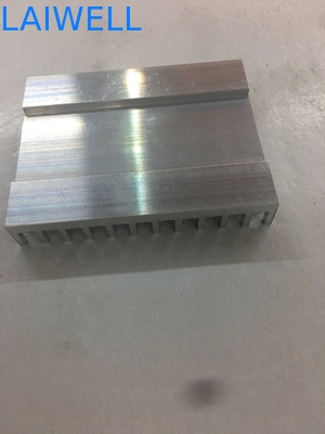 Verdrängungsteil-elektronischer Aluminiumpc-Aluminiumheizkörper Oxdizing 6063 stempelnder