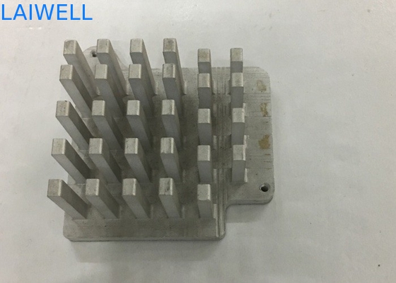 Durchschlags-Presse CNC-Metall, das Aluminiumbearbeitungsteil-elektronischen Heizkörper stempelt
