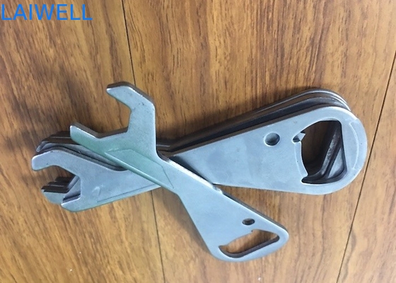 Multifunktionales Metall-Ersatzteil-Plattierungsschlüsselöffner mit kundenspezifischer CNC-Metallprägung für den globalen Markt und OEM-Support