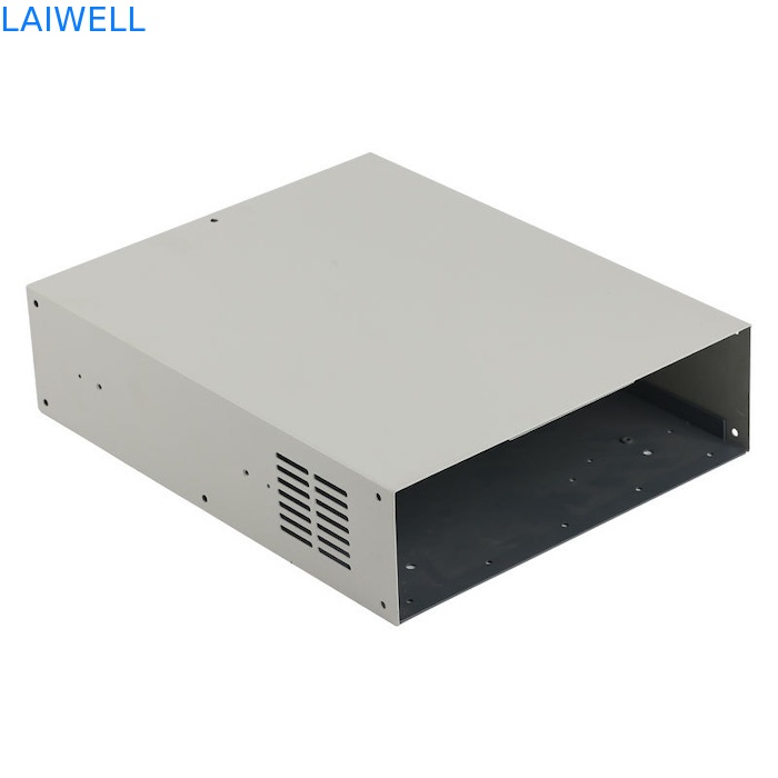Kundenspezifische warmgewalzte Blechbearbeitung Chassis-Schale mit einer Toleranz von ±0,1 mm. Ergebnisse garantiert.